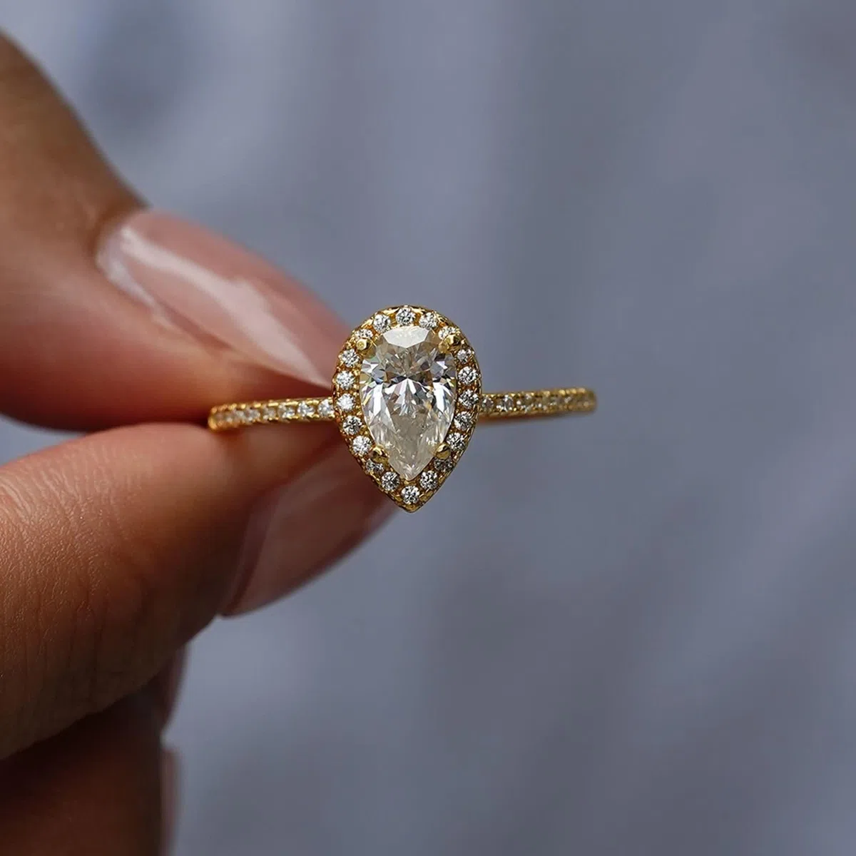 Anillo de oro auténtico para mujer, con forma de gota de 1 ct, moissanite, anillos de compromiso, halo, oro amarillo, anillo de banda para mujer