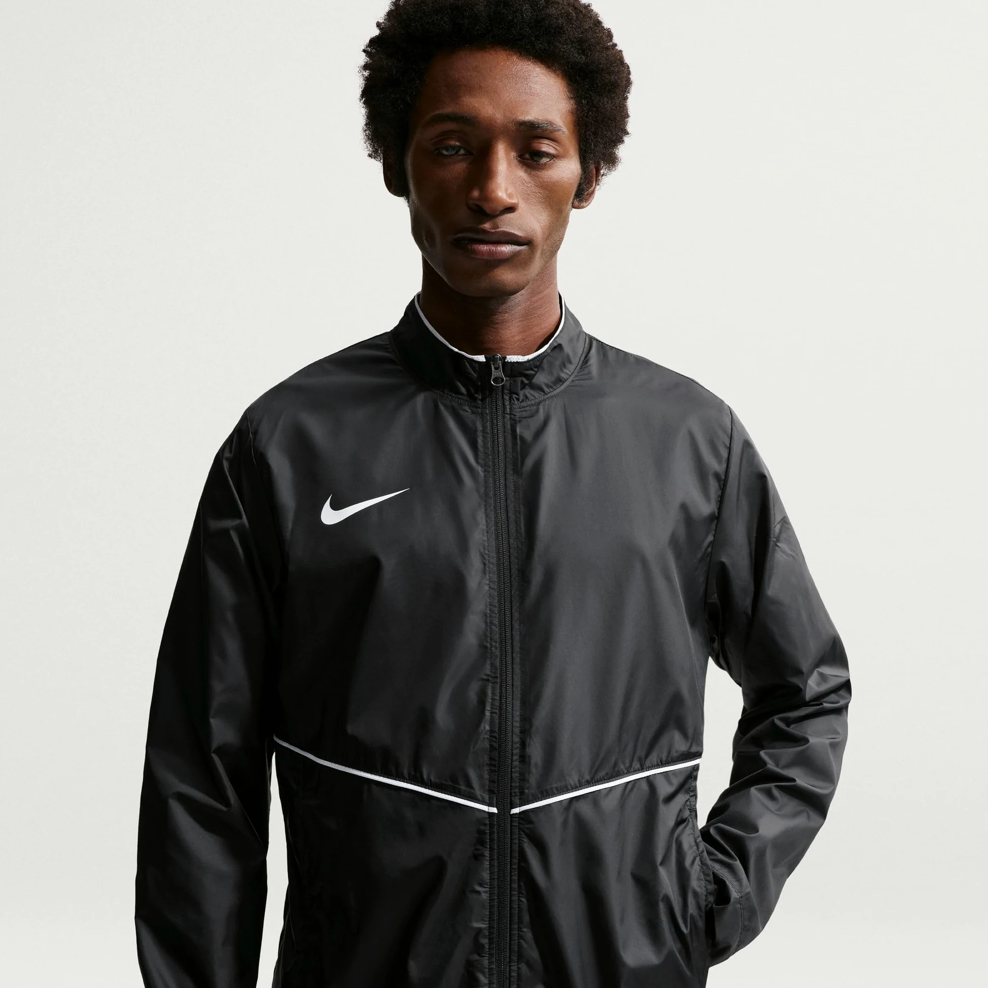 NIKE M Nk Park26 Rain Jkt M Nk Park26 Rain Jkt Bebé-Niñas