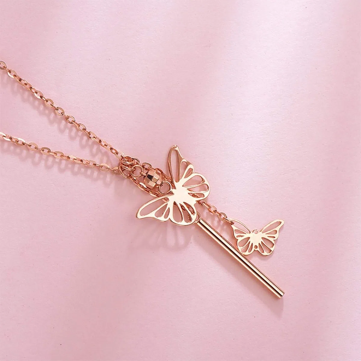 Collar con Colgante de Mariposa para Mujer, Oro Rosa de 18 Quilates, Regalo de Boda