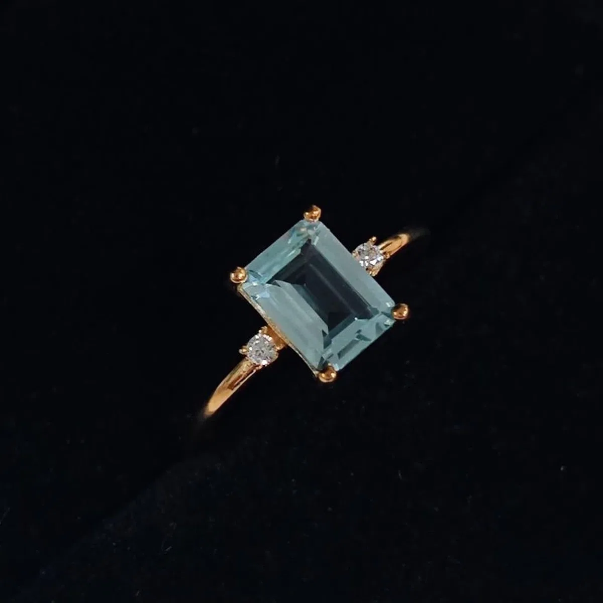Anillo de compromiso de oro auténtico de 9 K/14 K/18 K, esmeralda en 4 garras