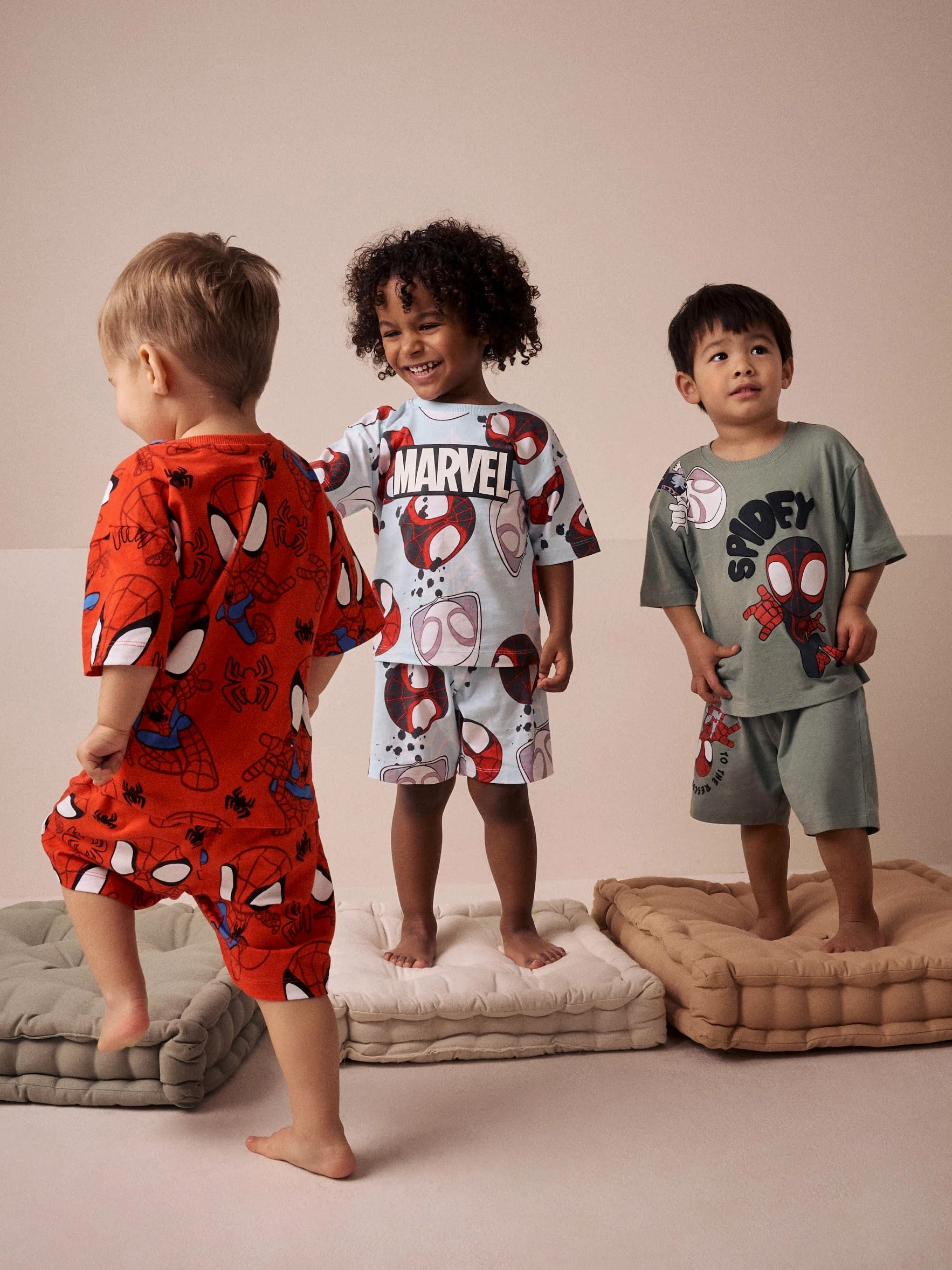 NEXT Niños Pack de 3 Pijamas de Manga Corta con Licencia