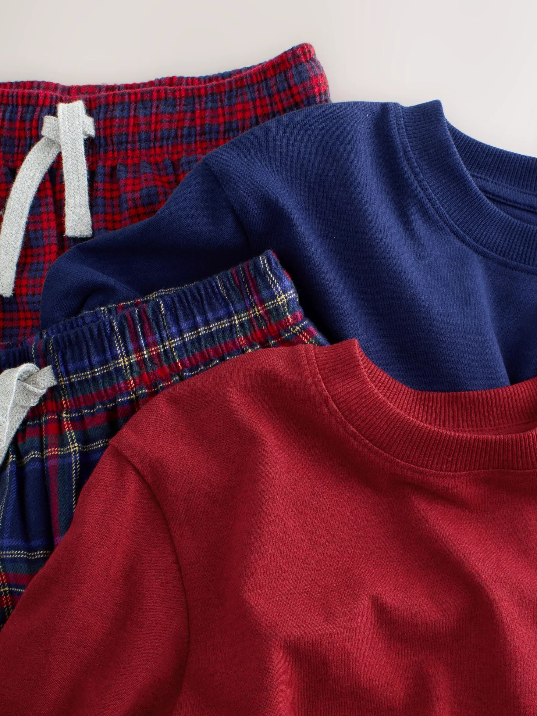 NEXT Niños Pack de 2 Pijamas Tejidos de Manga Larga a Cuadros