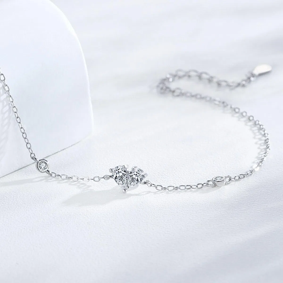 Pulsera Oro Blanco 9K / 14K / 18K Mujer, Corazón y Gota de Agua con Diamante Creado de 0,25 ct, Cadena Extensible 16 CM + 5 CM, Pulseras Mujer Ajustable Plata