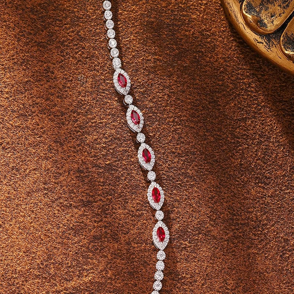 Pulsera de Oro Blanco 9 K / 14 K / 18 K Mujer, Marquesa con Rubí Creado de 0,75 ct y Moissanita, Cadena 16 CM, Pulseras Mujer de Plata Rojo