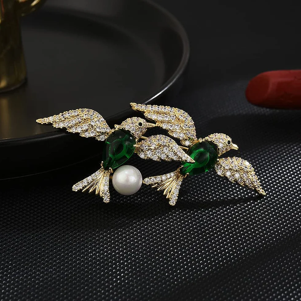Broche con Forma de pájaro para Mujer, de Moda, para Solapa, con diseño de Doble Golondrina Volando y Perlas de imitación.