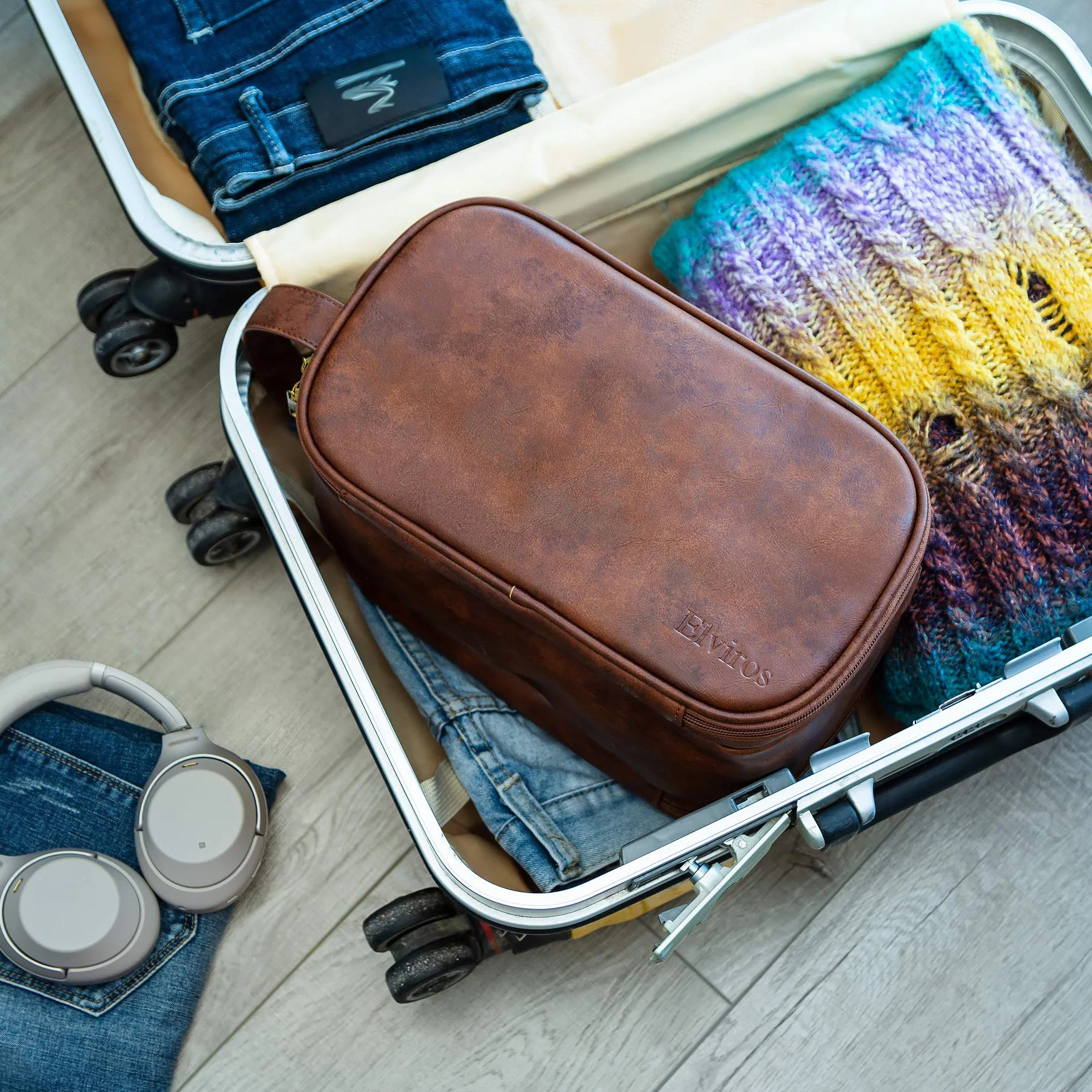 Elviros Neceser Hombre de Viaje, Bolsa de Aseo Grande Impermeable PU, Organizador Portátil con Gran Capacidad, Dopp Kit Hombre para Gimnasio y Trabajo