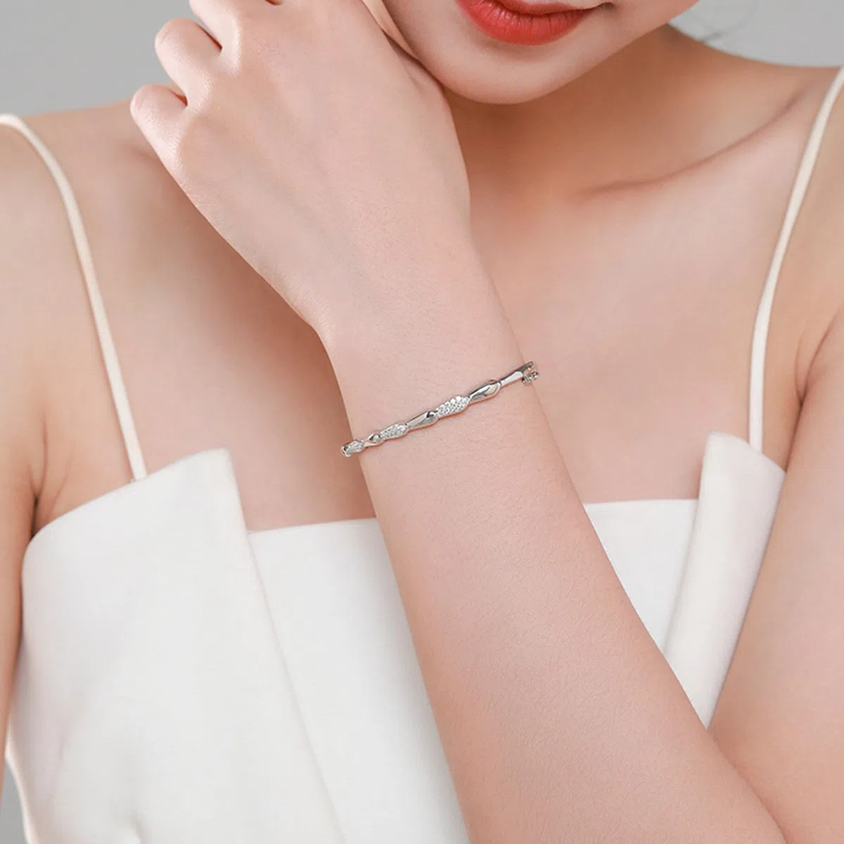 Pulsera para hermana, pulsera de la amistad de moissanita con gotas de agua para ella,