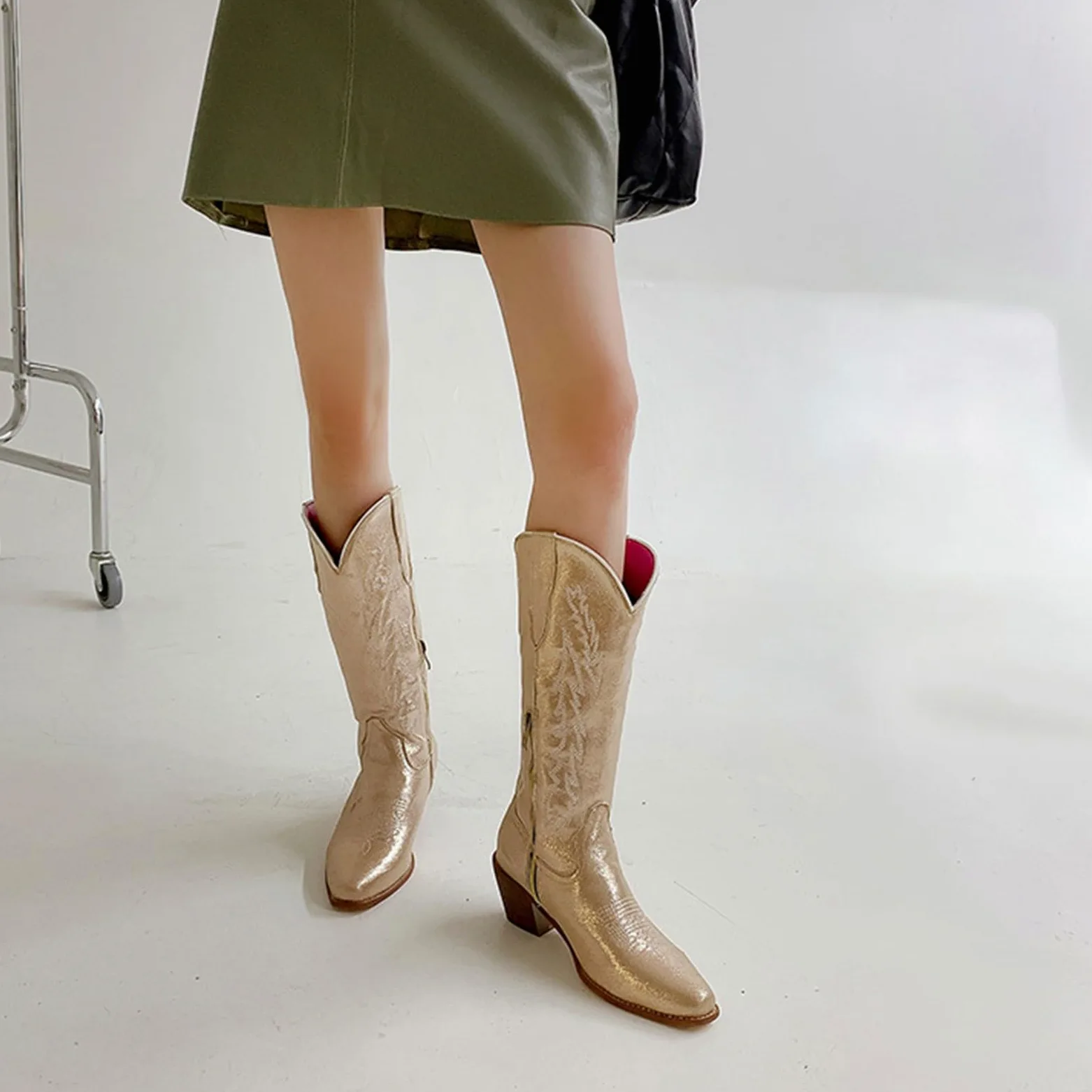 MJGkhiy Botas de Mujer Texanas Altas Western Botines Con Tacón de Bloqueo Ante Bota De Punta De Invierno Cuero Boots Marrones Cowboy Botas Camperos Botín Cómodos