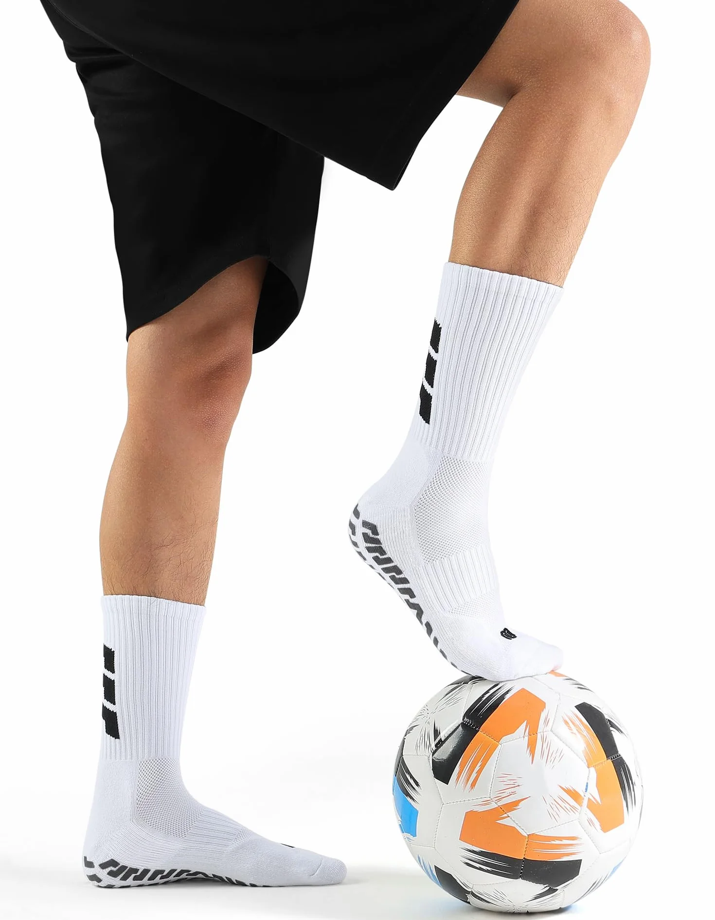 CLOSEMATE Calcetines Antideslizantes Futbol 3 Pares Deporte Altos Transpirables Baloncesto Blancos Negros