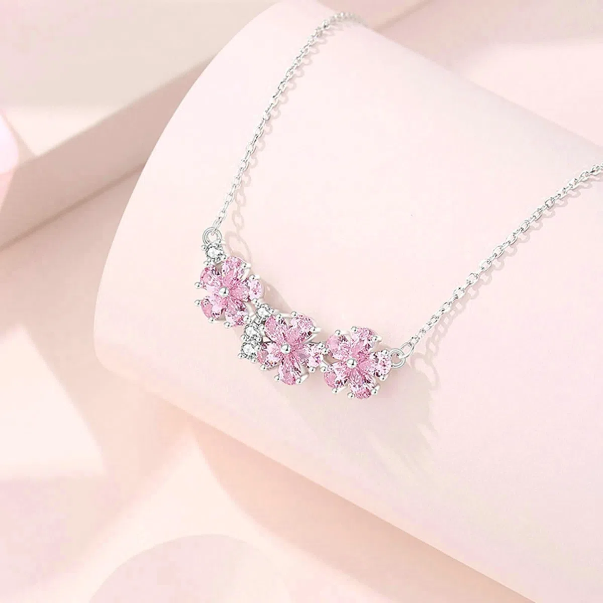 Collar de platino con colgante para mujer, colgante de flores con zafiro rosa y moissanita, collar de boda, cadena de oro blanco, 45 cm