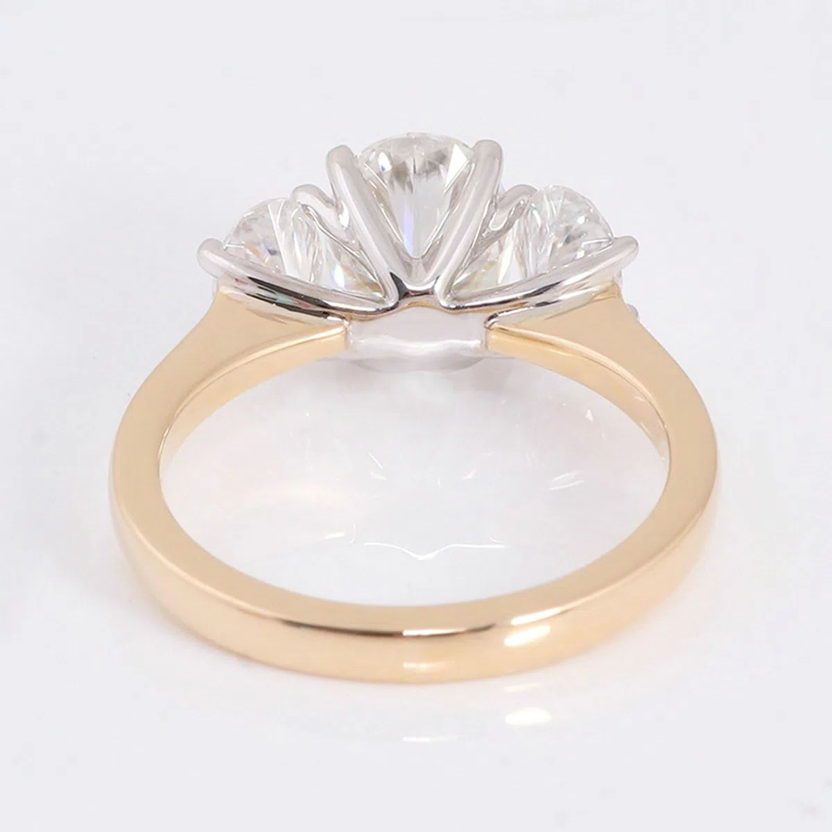 Anillo de compromiso de oro amarillo de 18 quilates, 2 quilates, corte ovalado, blanco, moissanita, sencillo anillo de compromiso