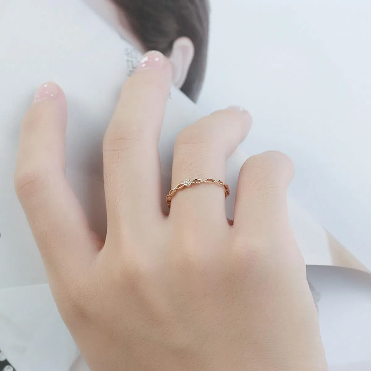 Anillo apilable de oro amarillo de 9 quilates, 14 quilates y 18 quilates, fino para mujer, anillo de diamante infinito clásico y delicado de oro real