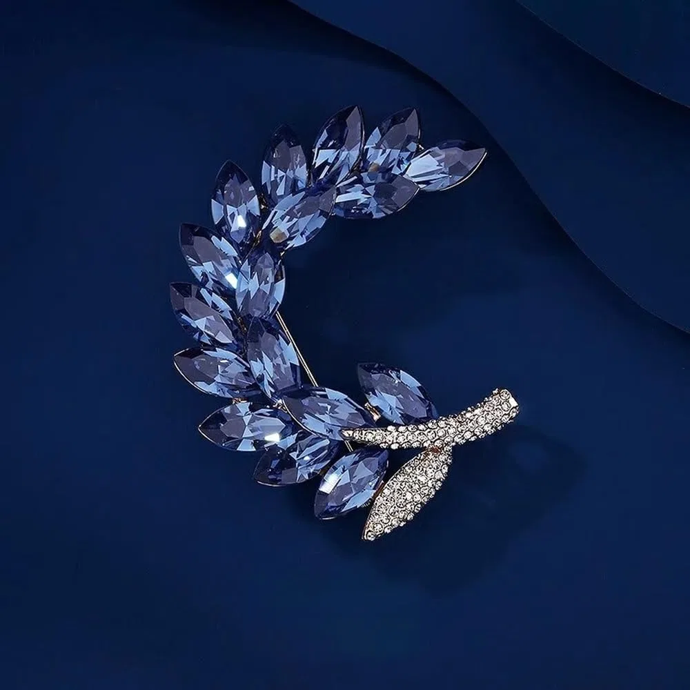 Broche de flores para mujer, con diamantes de imitación de cristal, accesorio de solapa floral