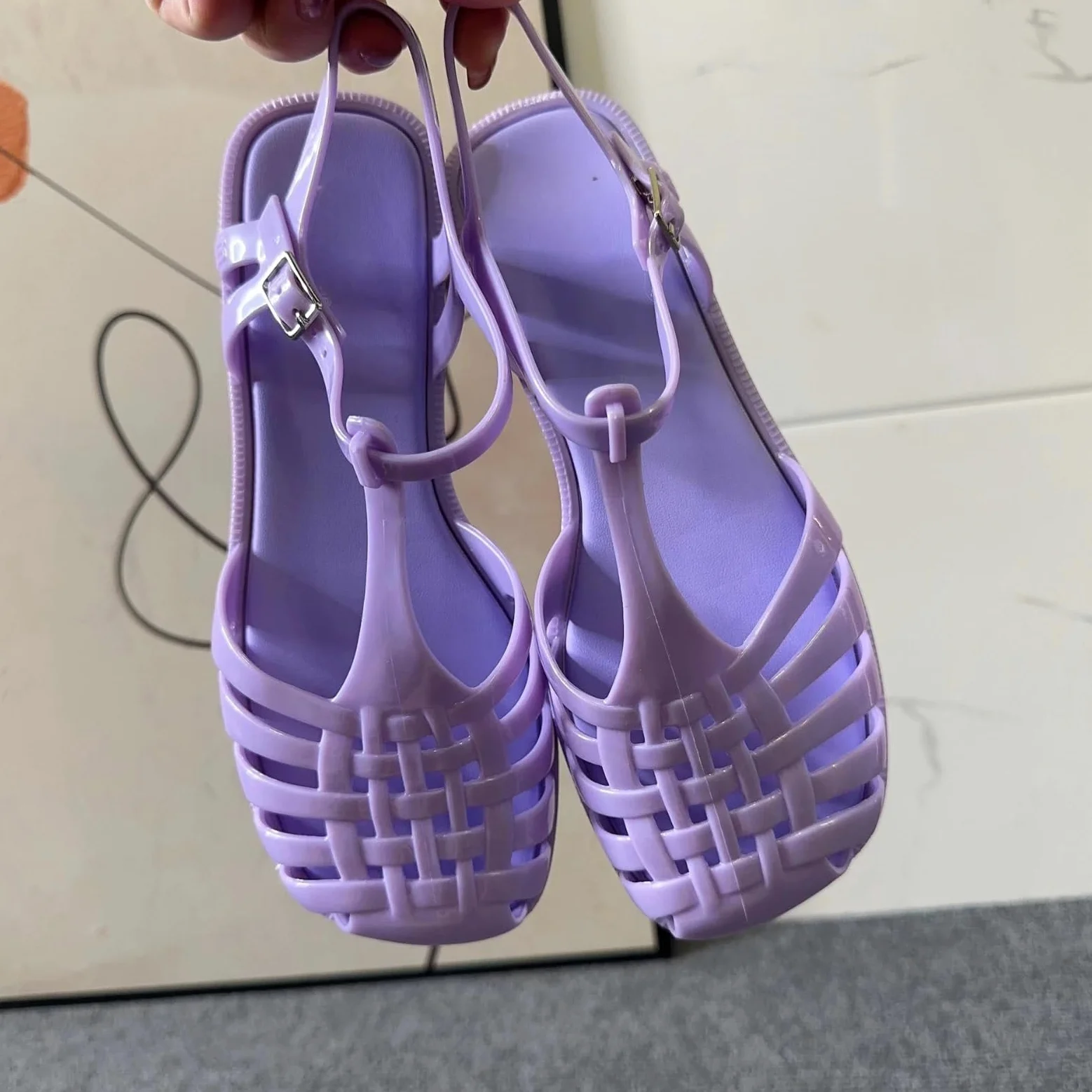 RXZCHH Sandalias Planas Romanas con Punta Cuadrada para Mujer, Zapatos de gelatina calados, Sandalias Informales de Verano para Playa, Talla única pequeña (púrpura, 39)