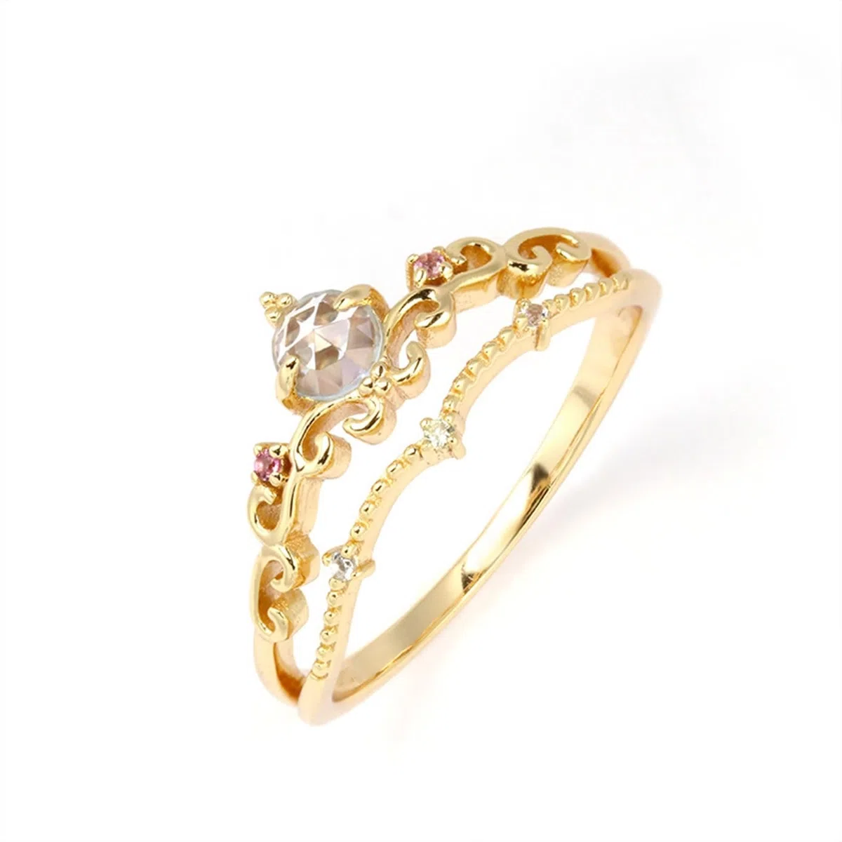 Anillo solitario de oro Au 375/585/750 con topacio azul claro, forma de vid