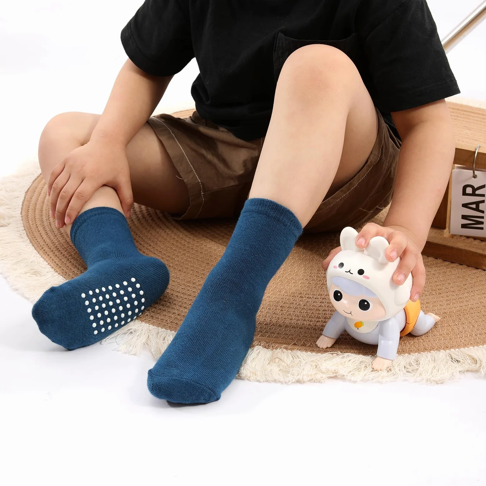 JAKIDAR Paquete de 12 calcetines de bebé para niños pequeños, de algodón antideslizante, calcetines tripulados para niños, niñas, bebés y niños, marrón, azul índigo, Haze Caqui, gris, 12-24 meses