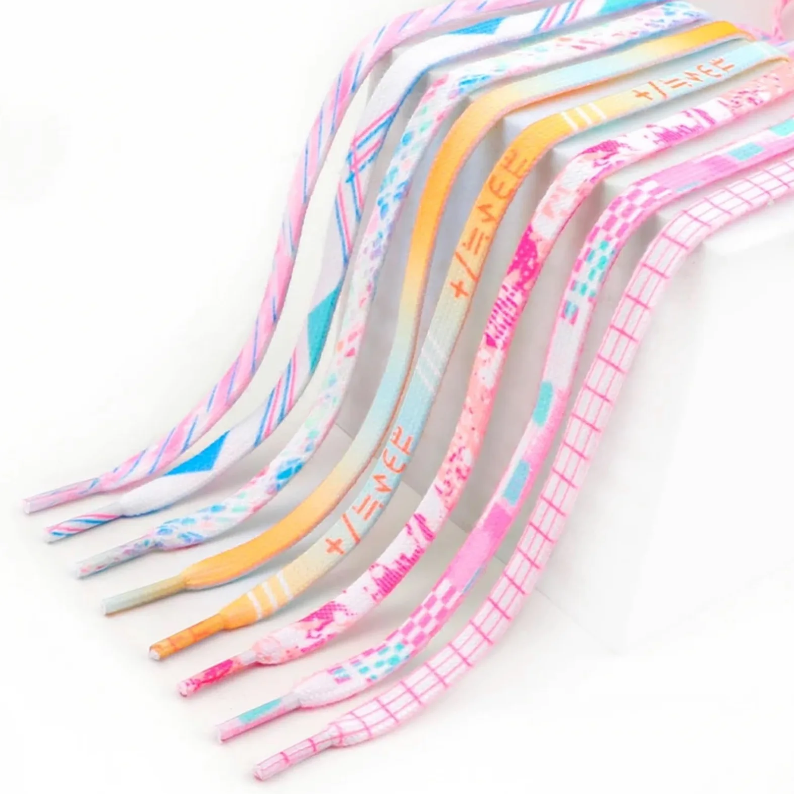 5 pares de cordones planos for zapatillas deportivas, personalizados con efecto tie-dye arcoíris Para Zapatos Casuales
