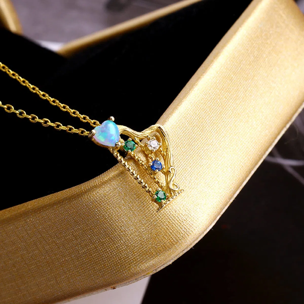 KnBoB Colgante para cadena, collar de oro de 18 quilates (750), forma de arpa, corazón azul, ópalo con verde, blanco, redondo, circonita, cadena de 45 cm