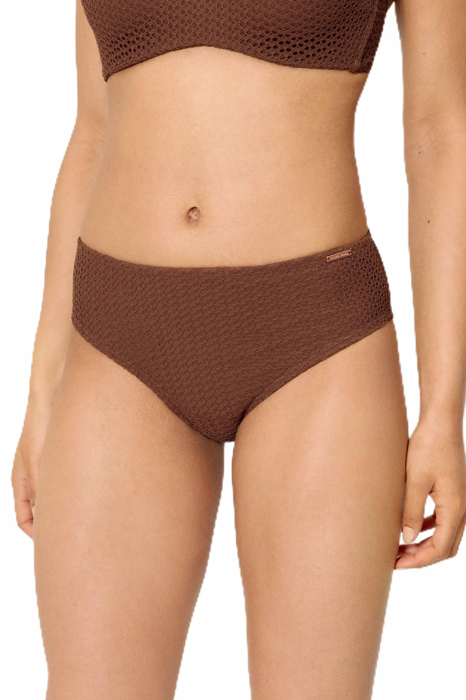 YSABEL MORA. Braga Bikini Moldeadora Midi. Compresión en Abdomen Inferior con Textura de Tejido Calado. Combínala con Un Top de Bikini para Crear El Bikini Colección Sand.