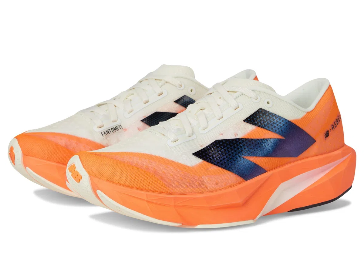 New Balance FuelCell Rebel V4 - Tenis de correr para hombre, Hot Mango/Angora/Negro, 8.5 Wide