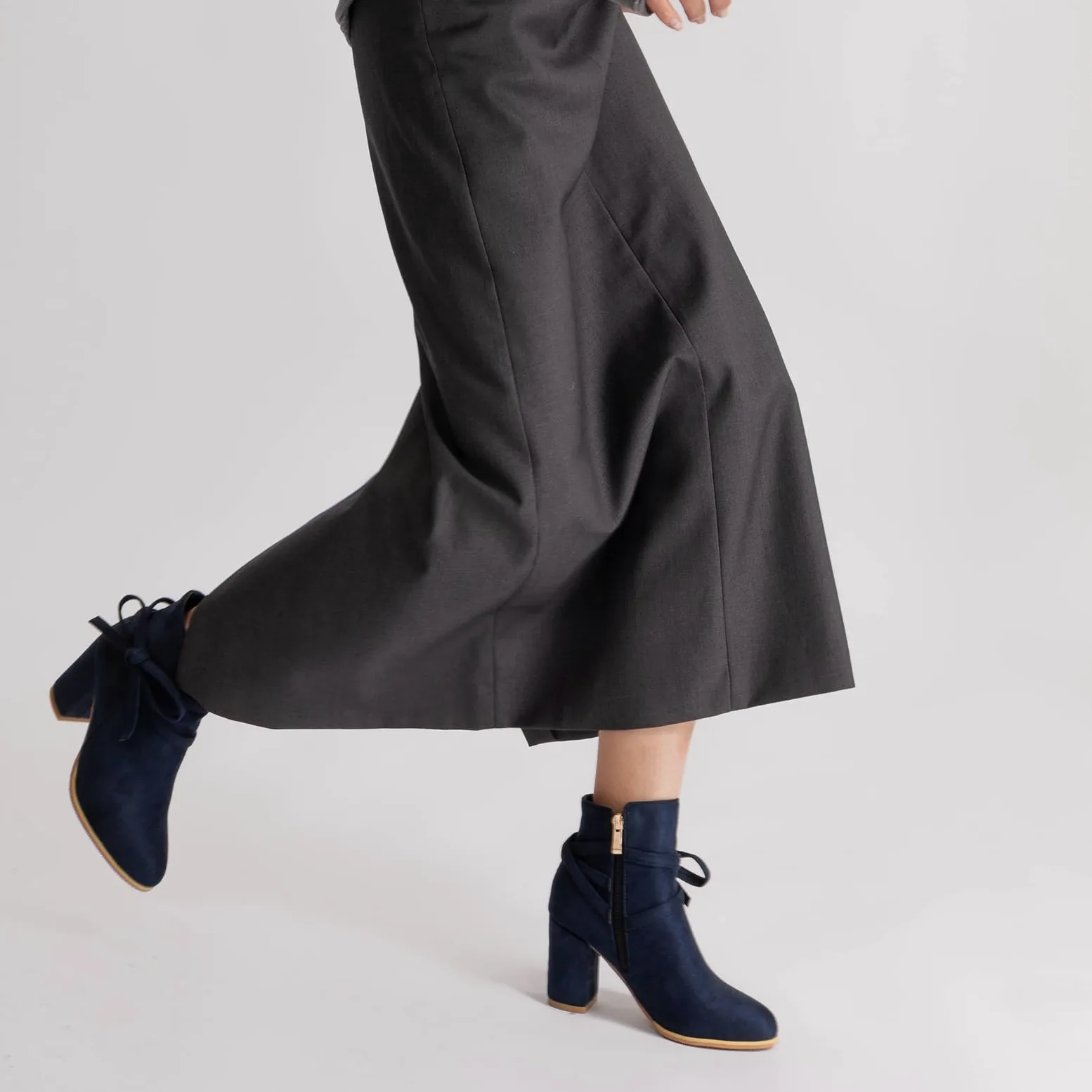 CUTEHEELS Botines de tacón grueso para mujer
