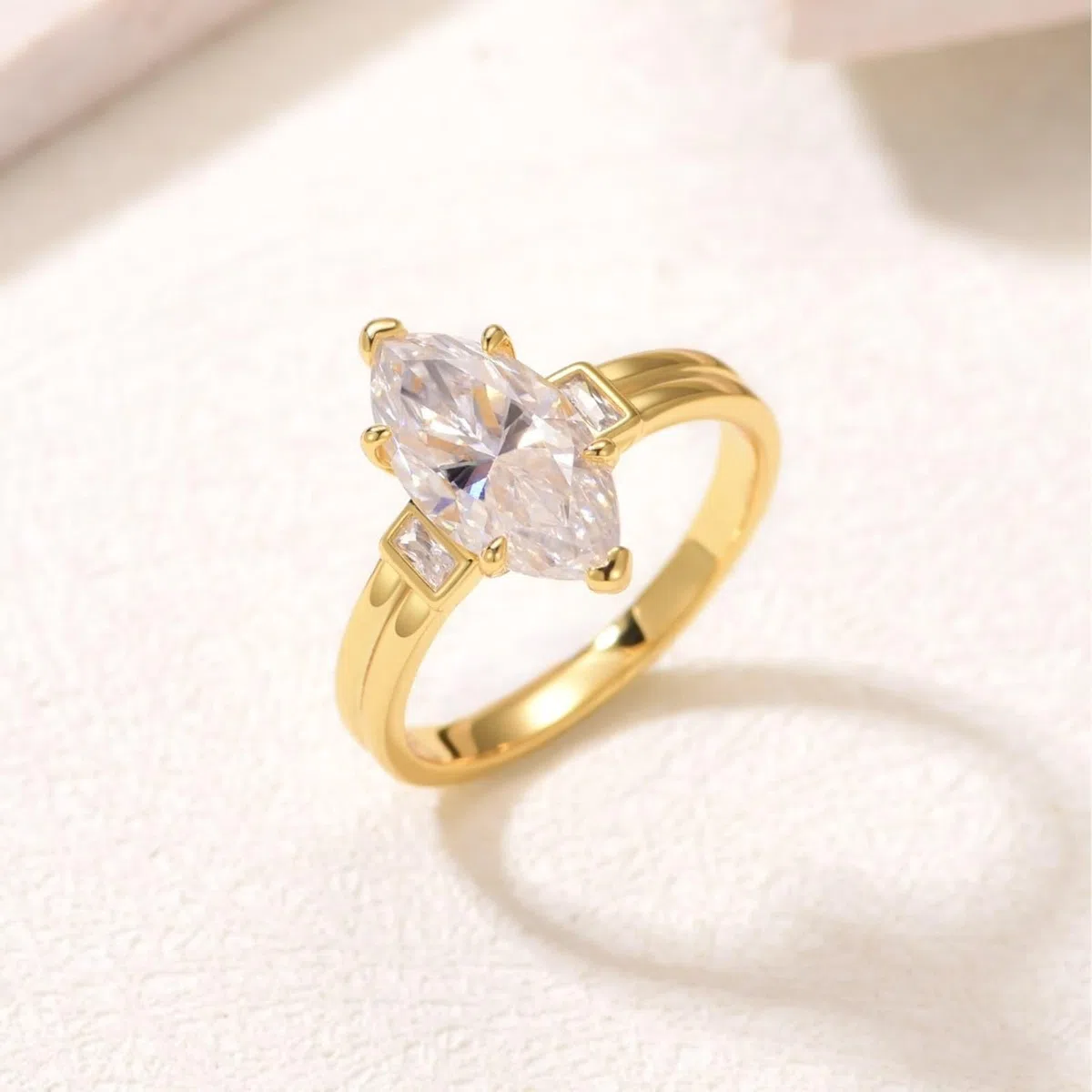 Anillos de compromiso, anillos de amistad, marquesa con moissanite de 3 quilates, oro amarillo de 14 quilates, talla 65 (20,7)
