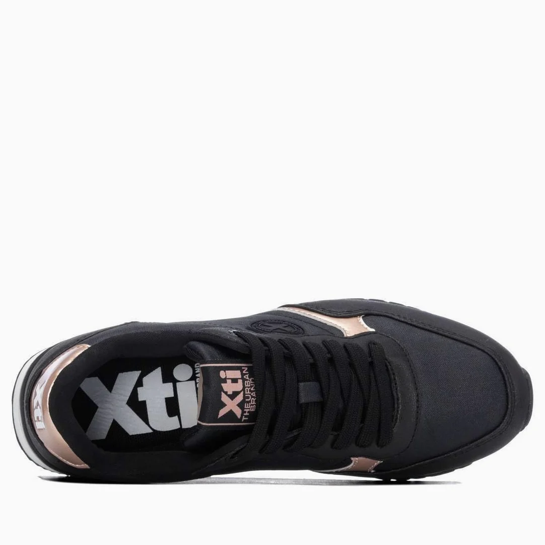 XTI - Zapatilla Mujer - Calzado Cómodo y Versátil - Moda Casual