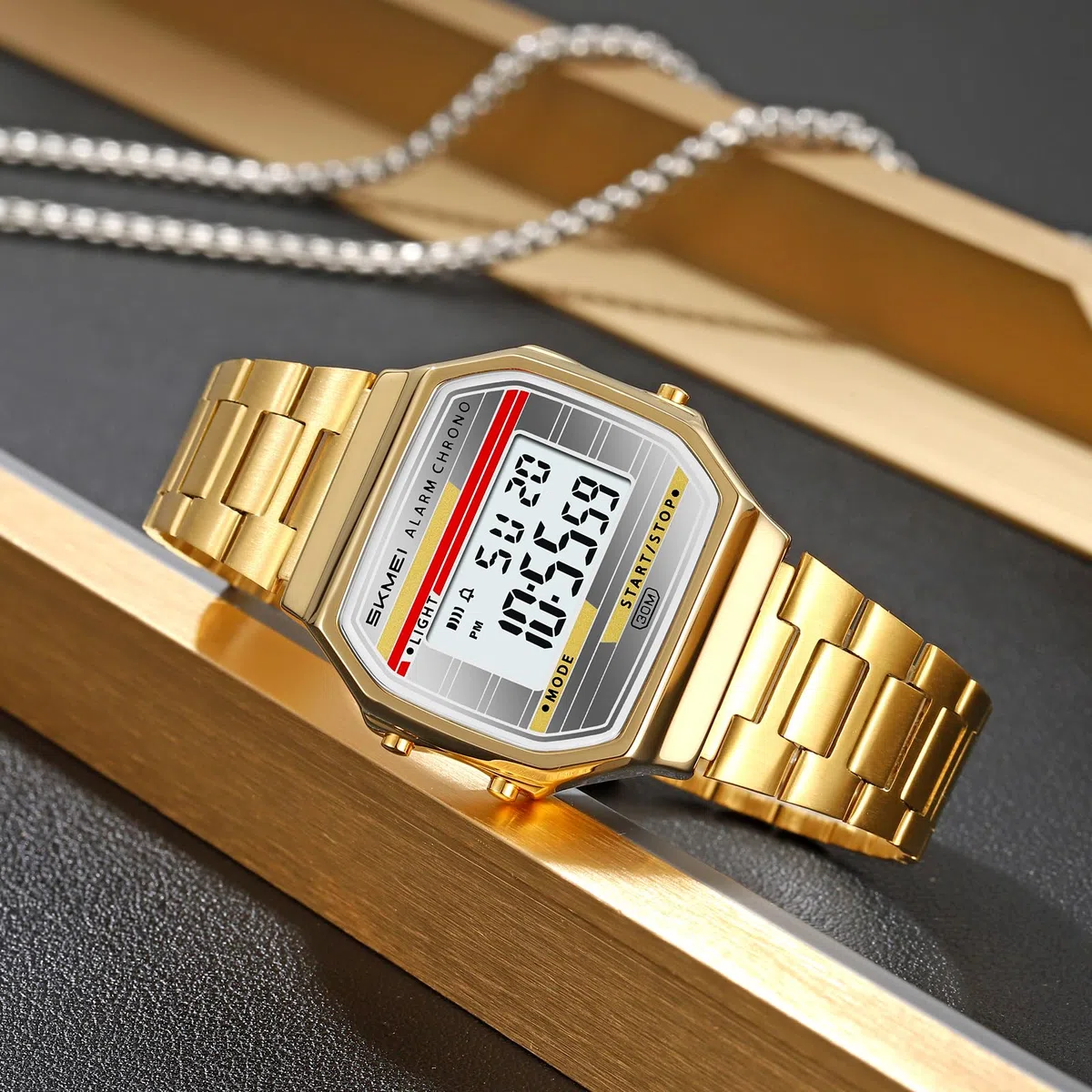 Gosasa Reloj digital retro para hombre y mujer, correa de acero