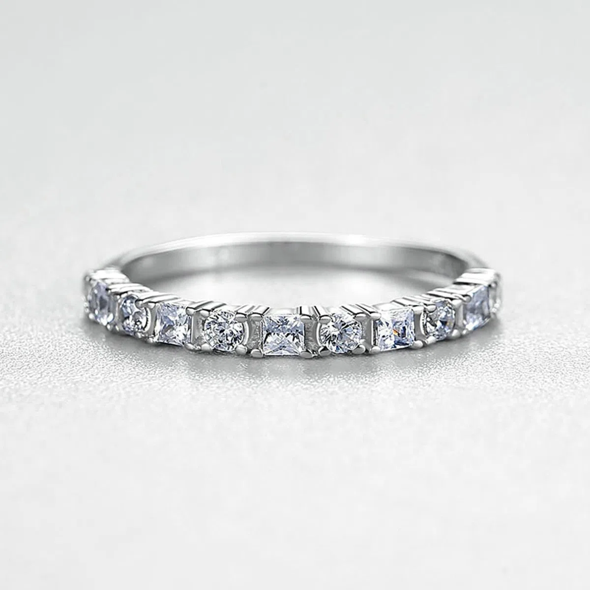 Anillo de oro 750 de 18 quilates, para mujer, apilable con moissanite redondo 750, oro blanco y plata, talla 52 (16,6)