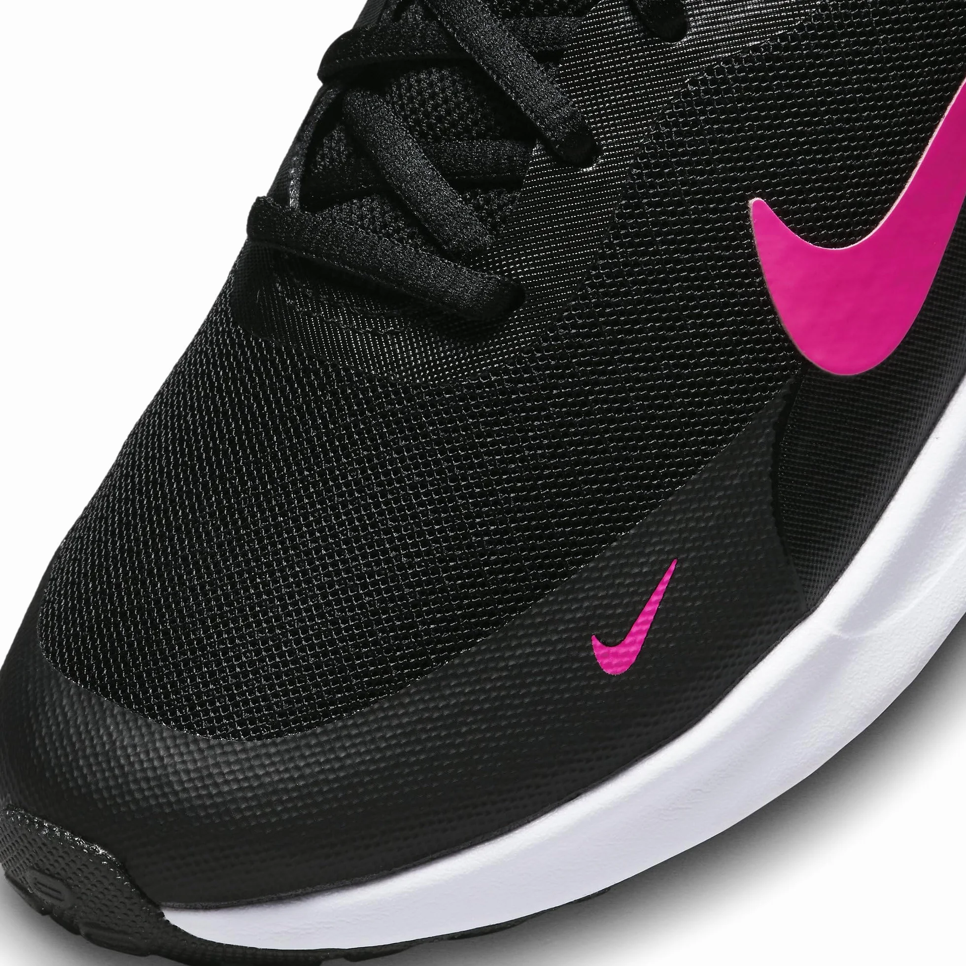 NIKE Unisex Kids Revolutin 7Sneaker