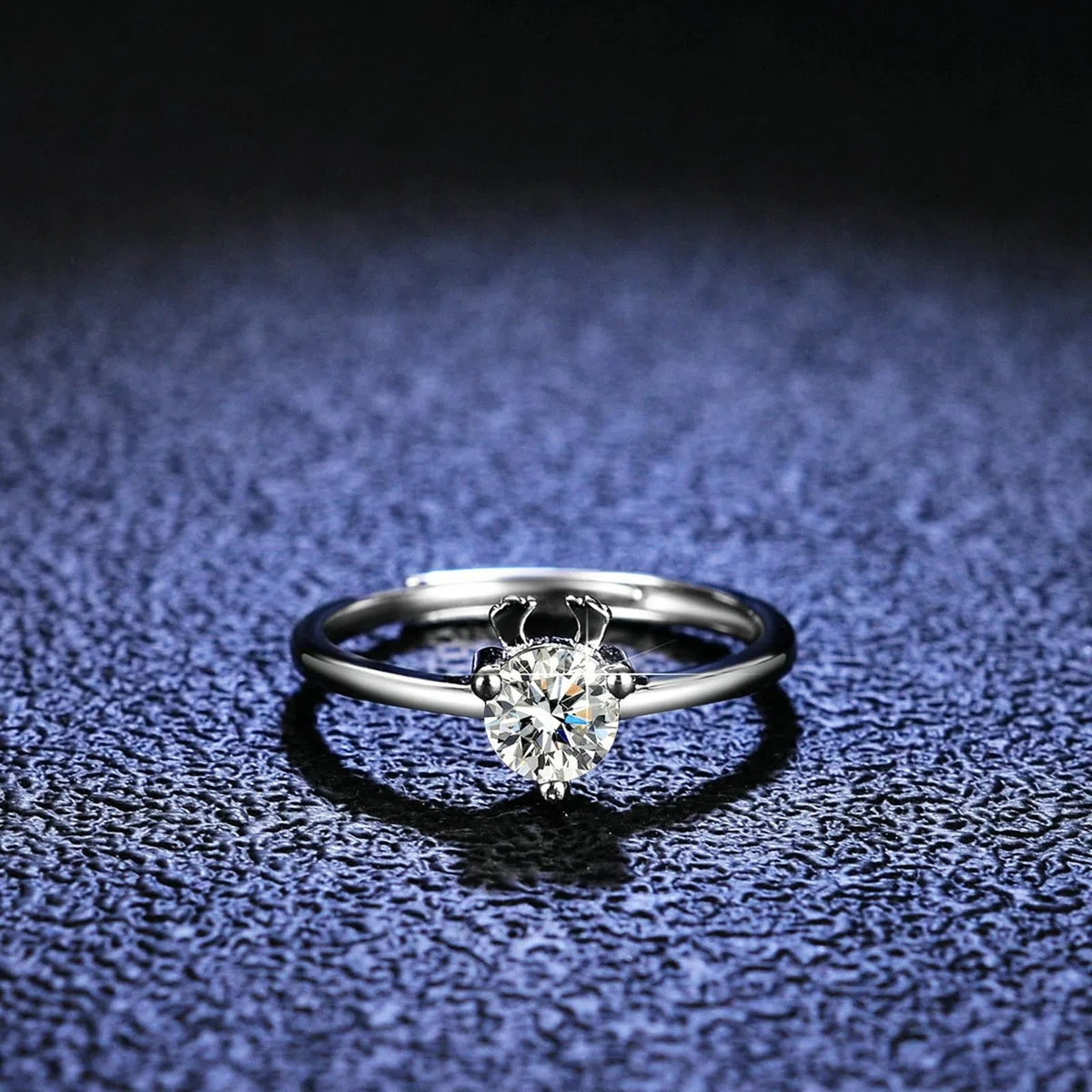 Anillo de compromiso para mujer de oro blanco y oro blanco con diamante cultivado en laboratorio de 0,5 ct