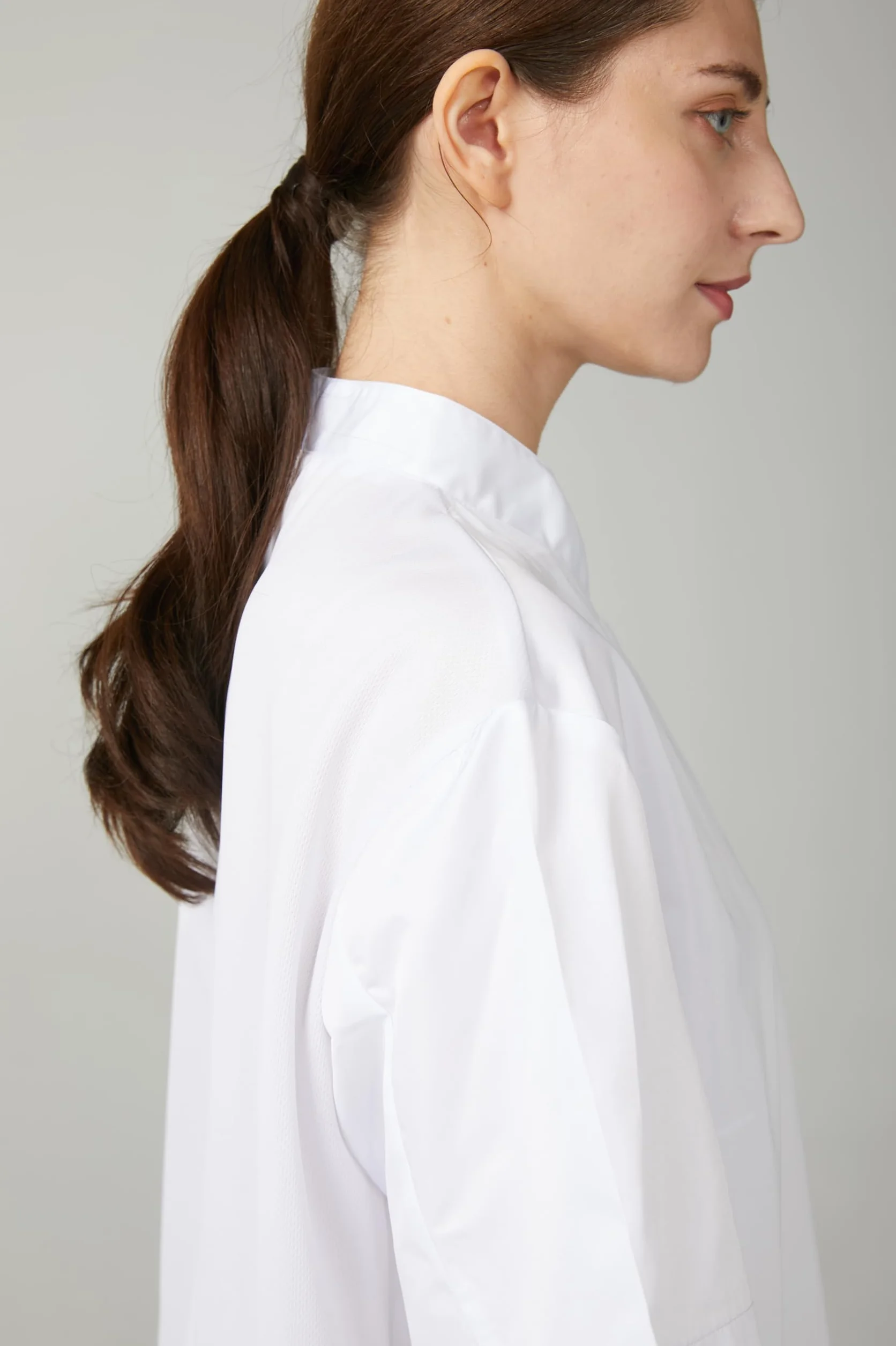 Chaquetilla Cocina Mujer Antimanchas Transpirable Microfibra Profesional Uniforme Hostelería Botones Presión Cuello Mao Lavado 90 Grados Secado Rápido Sin Planchado Restaurante Chef - Serie 705