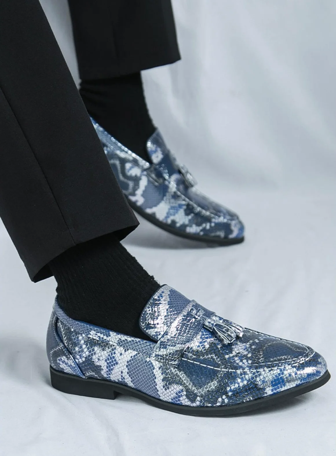 Mocasines de Hombre con Borlas Estampado de Serpiente Zapatos de Vestir Piel Sintética Deslizables Elegantes Boda Negocios Casual