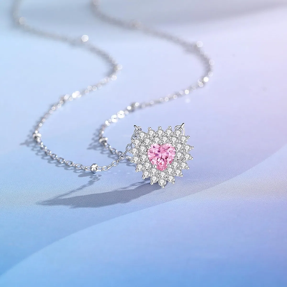 Collares de oro blanco para mujer, collares de plata para mujer, corte de corazón con halo floral, oro blanco/platino