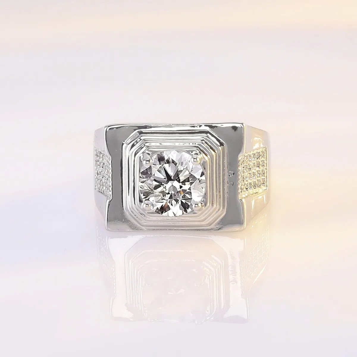 Anillos de compromiso para hombre, oro blanco de 9 quilates, 14 quilates, 18 quilates, anillo ancho de boda de 4 puntas, moissanita redonda de 2 quilates, 8 mm