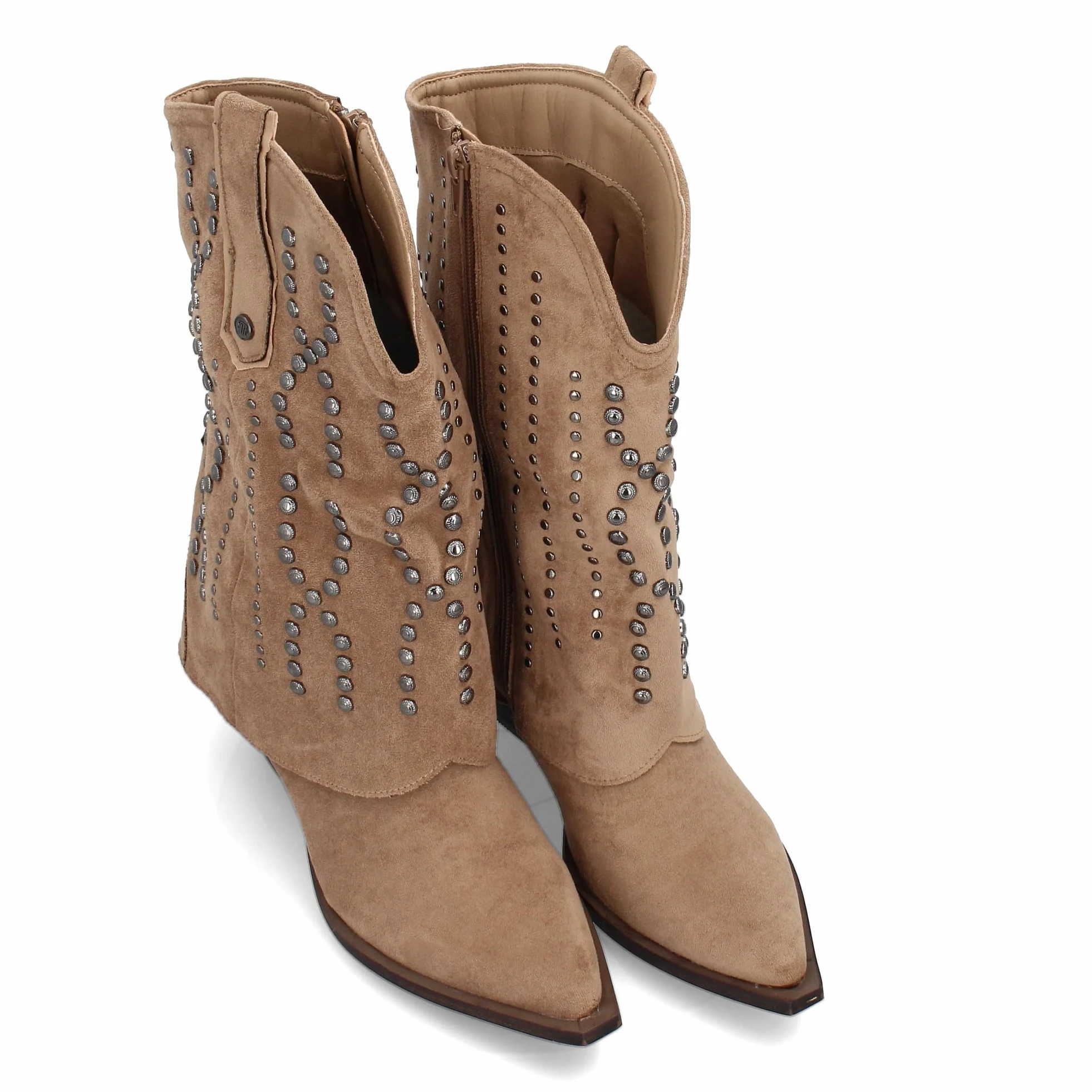 Botin Cowboy para Mujer con Diseno campero. Tachuelas metalicas, Punta Fina y Tacon. Ideal para la Temporada Otono Invierno.