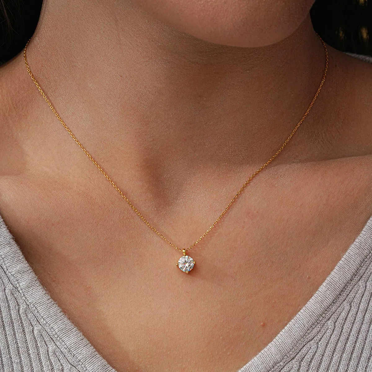 Collar solitario de oro de 4 puntas de 9/14/18 quilates para mujer, collar con colgante redondo de moissanita de 1 quilate, oro real