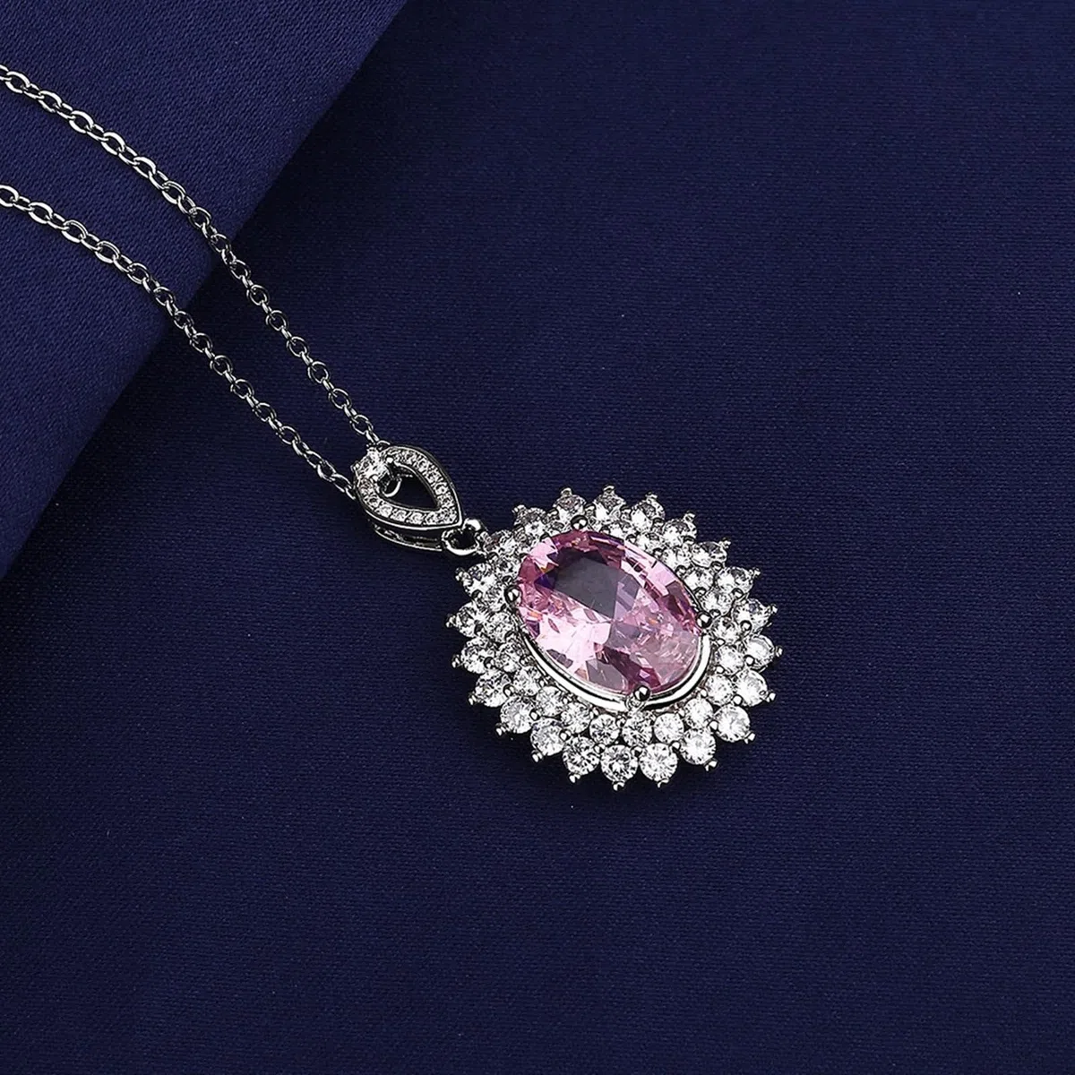 Collar de cadena de oro blanco de 18 quilates para mujer, gargantilla delicada con flor de lujo con topacio rosa ovalado y diamante de laboratorio para mujer, oro blanco