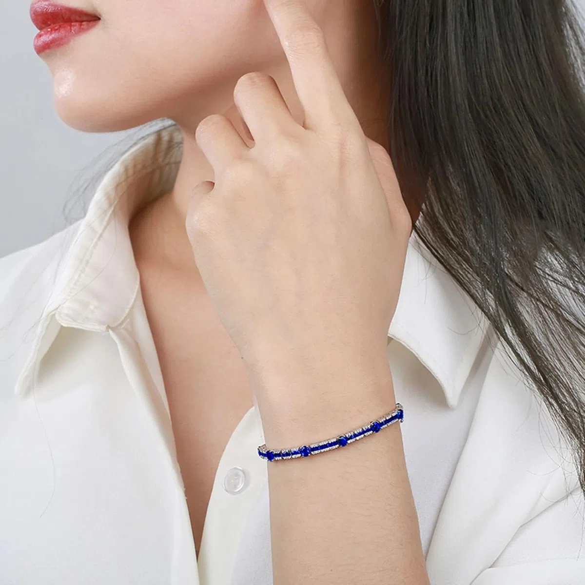 Pulsera Mujer Oro Blanco 9K / 14K / 18K, Oval con Zafiro Creado de 5,91 ct y Diamante, Cadena 16 CM, Pulseras de Mujer de Plata Azul