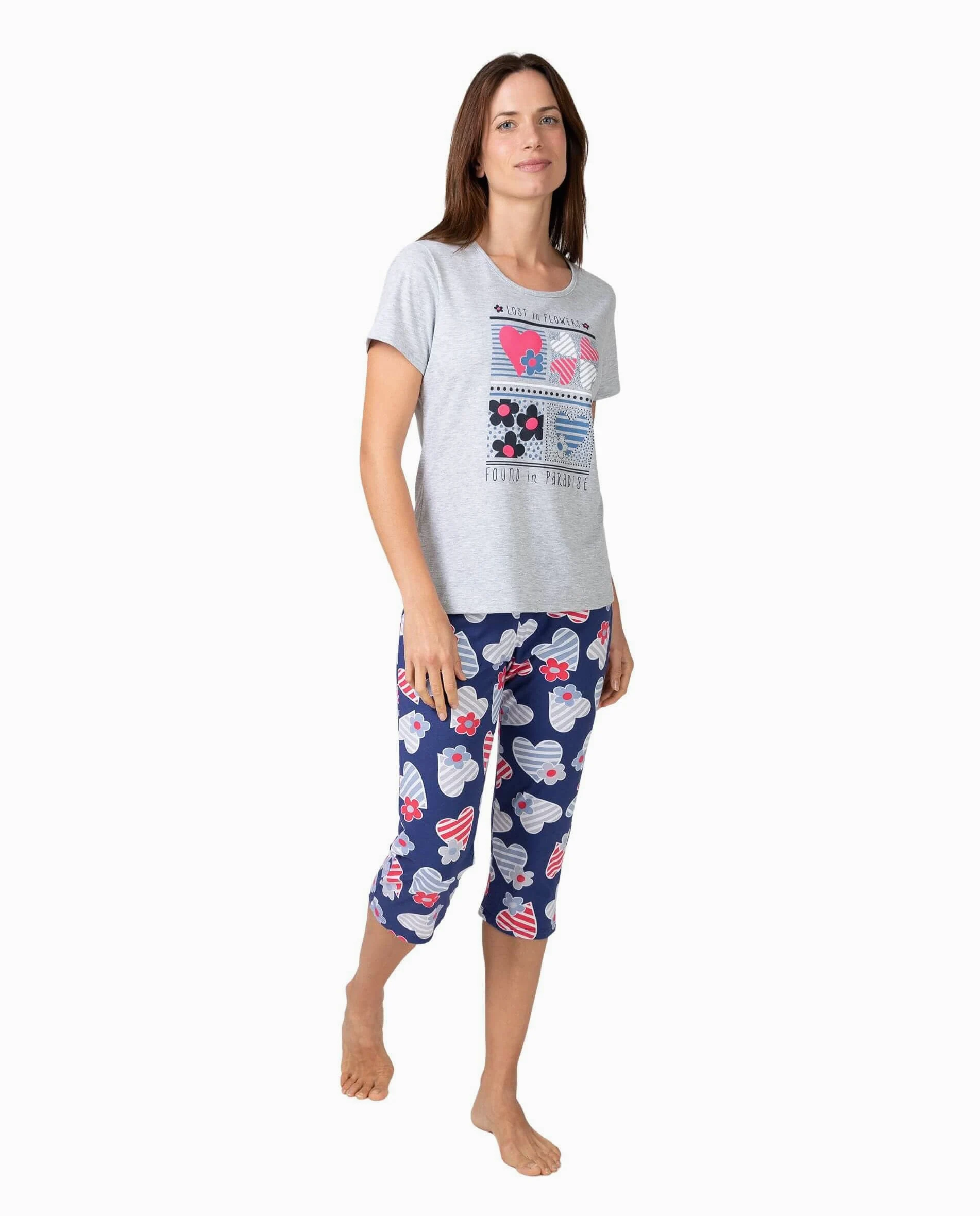 MASSANA Pijama de Mujer P261220, Manga Corta y Pantalón Pirata, Estampado Corazones y Flores, Algodón, Verano