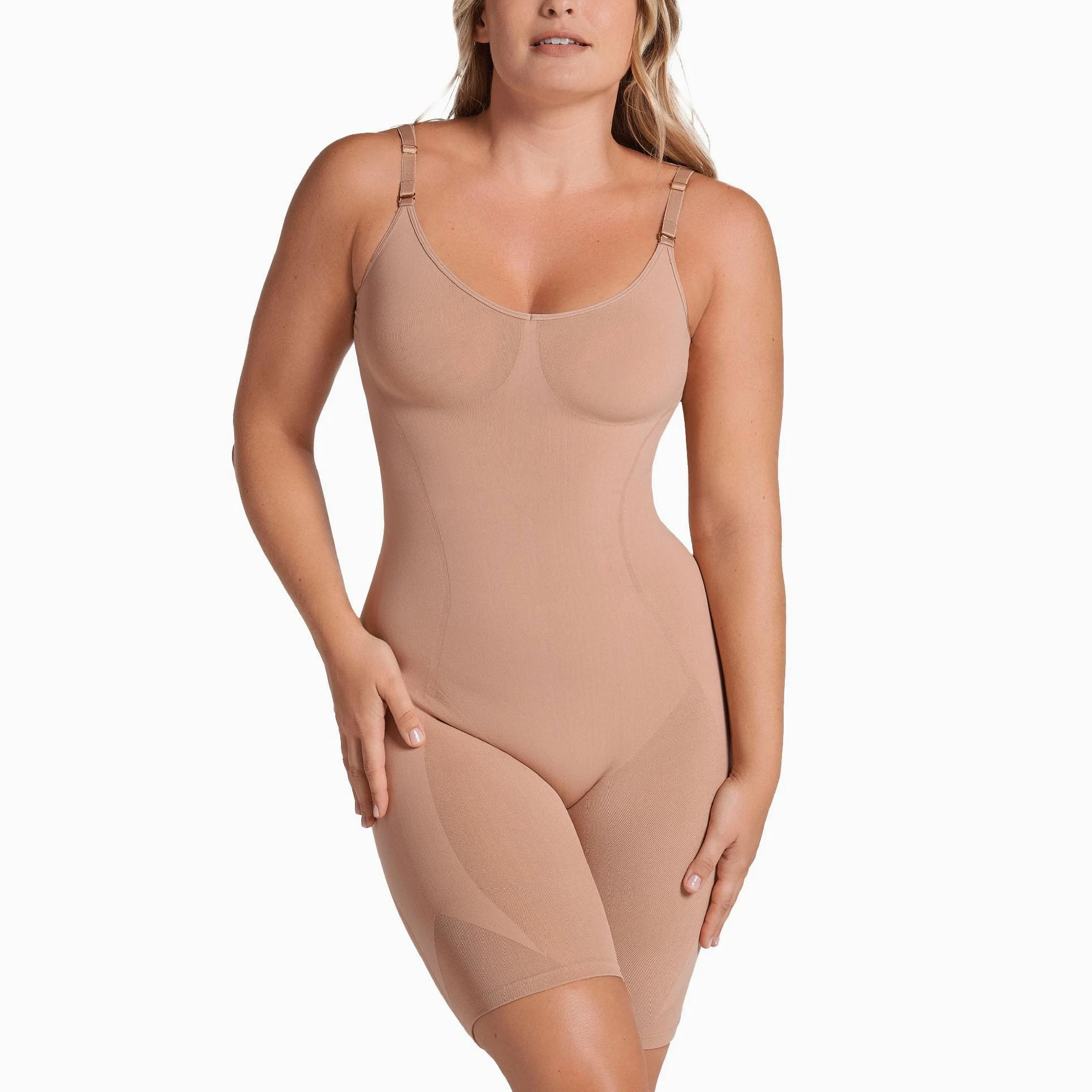 Leonisa SmartShape Total - Faja Body Invisible Moldeadora Efecto Levanta Glúteos, Compresión Abdominal y Cintura, Sin Costuras, Ideal Para Vestidos Ajustados