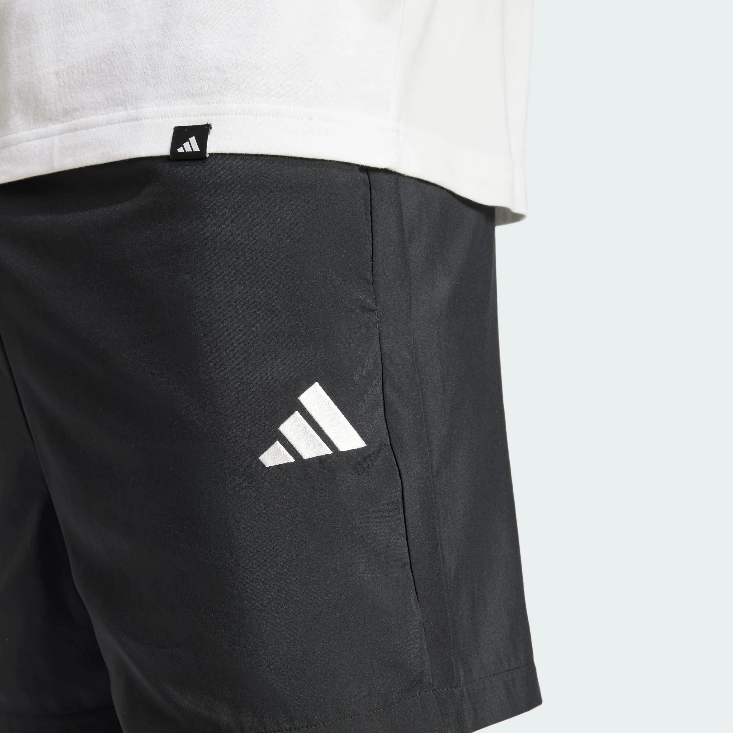 adidas Hombre Essentials Small Logo Chelsea