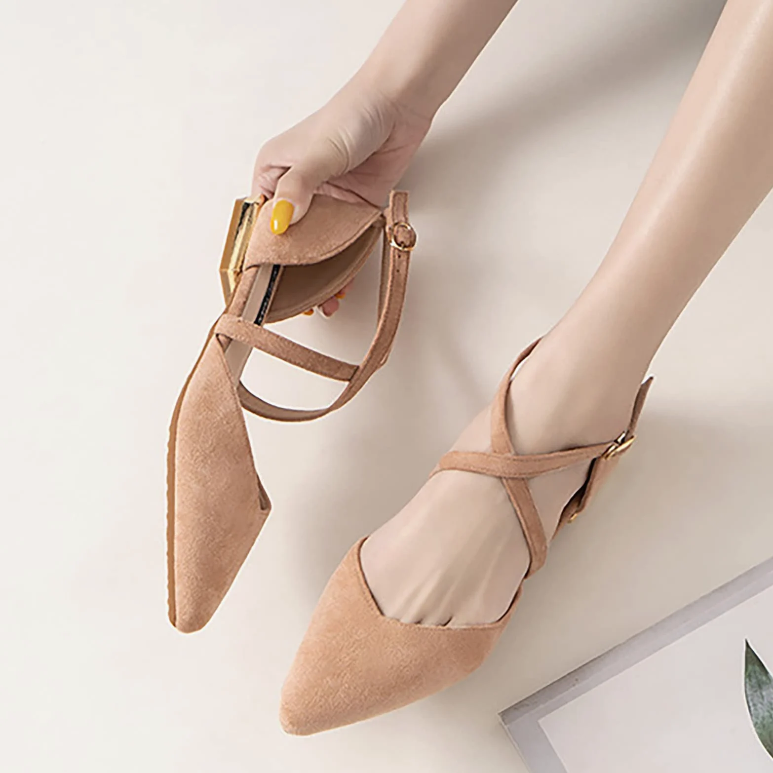 Genérico Sandalias Planas Mujer Verano Cómodas Zapatos de Nuevas Sandalias de Tacón Medio Para Mujer Con Tacón Bajo En Punta Y Hebilla Ante Profunda Comodas Vestir