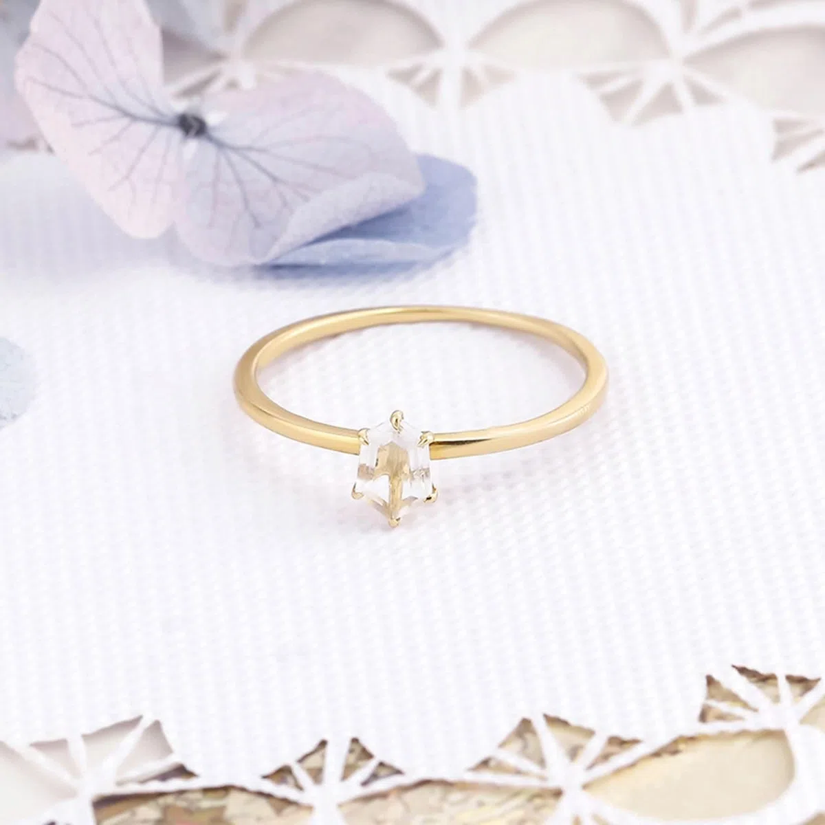 Beydodo Anillo de Matrimonio Oro para Mujer 9 14 18Kilates con Irregular Solitario con Cristal, Anillos de Mujer Alianzas Oro