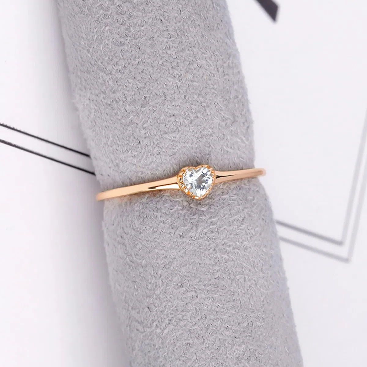 Anillo apilable fino de oro de 9 K/14 K/18 K, para mujer, corazón aguamarina, aguamarina, oro auténtico