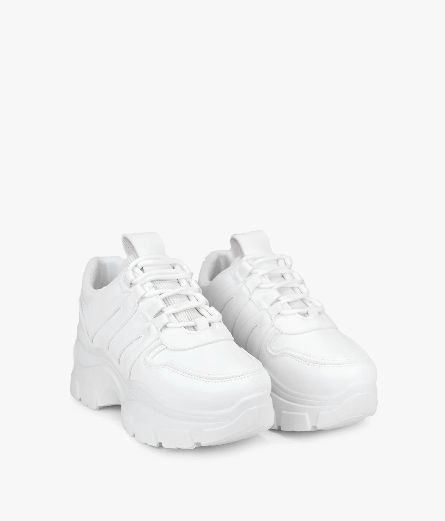 BOSANOVA Zapatillas con Total Look Blanco, Detalle de Trekking en los Cordones y Ligera Suela de Plataforma de 6,5 cm. Cierre con Cordones. Calzado para Mujer