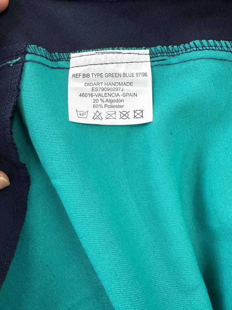 Bata Maestra Infantil – Estola para Profesora de Educación Infantil, 2 bolsillos – Antimanchas y Repelente al Agua – Babi Escolar Cómodo y Ajuste L-XL – Estilo Japonés para Guardería y Colegio