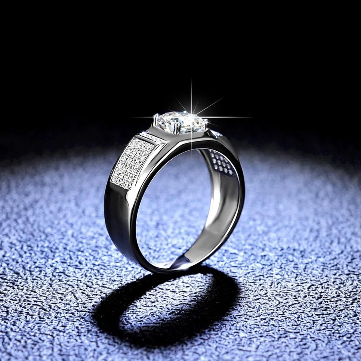 Anillo de plata para hombre, estrecho, redondo, con moissanite de 1 ct, plata de 14 quilates, oro blanco de 14 quilates, talla 53 (16,9)