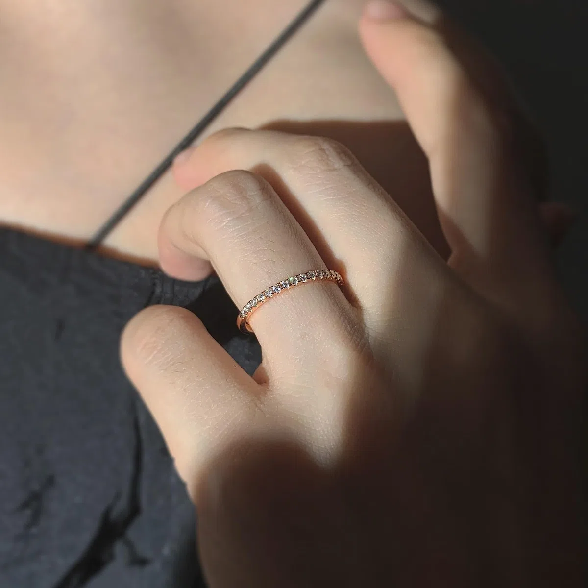 Anillo de boda para mujer, diseño de rosa, 18 K, apilable, con corte redondo, tamaño 66 (21.0)