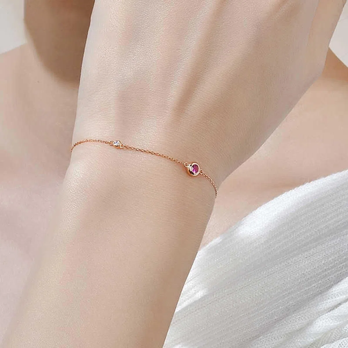 Pulseras Oro Rosa Mujer 9Kilates / 14Kilates / 18Kilates, Redondo con Rubí y Diamante, Cadena Extensible 16 CM + 5 CM, Pulseras Mujer de Oro Rosa